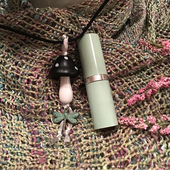 Mushroom Necklace - Picture 6 of 7